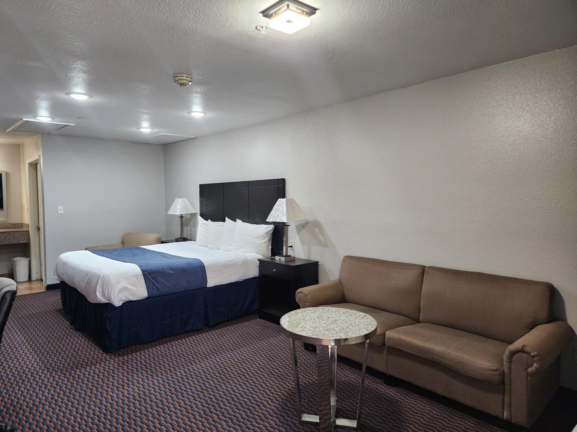 Atria Inn & Suites By Oyo, Jourdanton, Tx Zewnętrze zdjęcie
